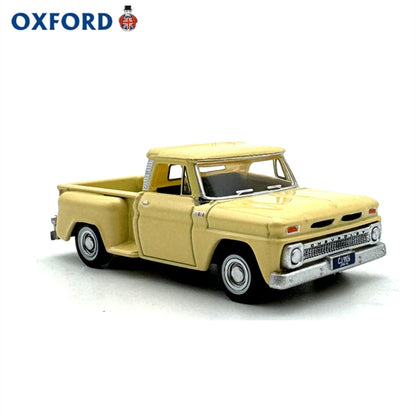 1/87 Scale Chevrolet Stepside Pick Up 1965 Yellow Diecast Model Car