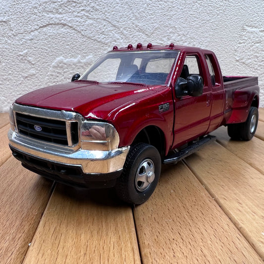 1/32 Scale Ford F-350 Super Duty Pickup Truck Diecast Model