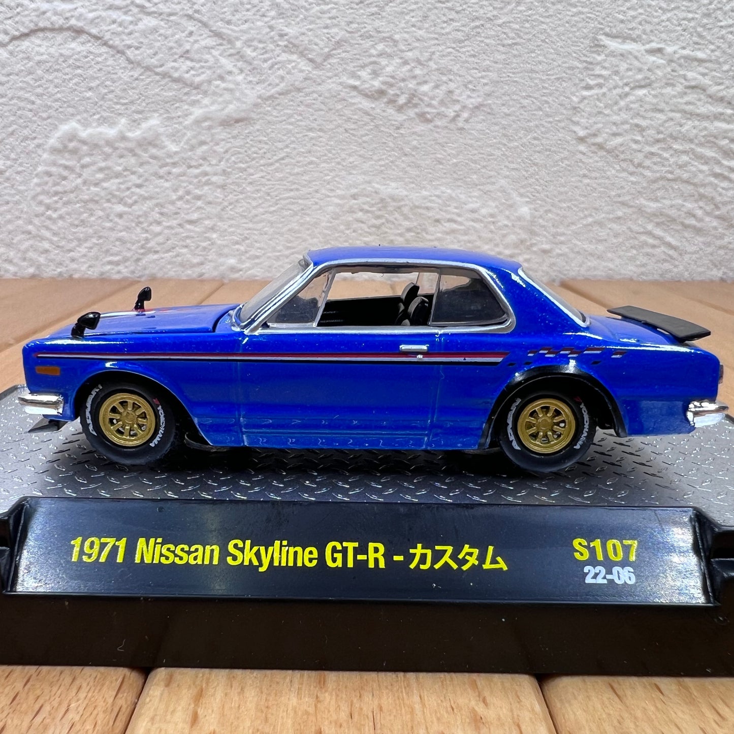 1/64 Scale 1971 Nissan Skyline GT-R Diecast Model Car