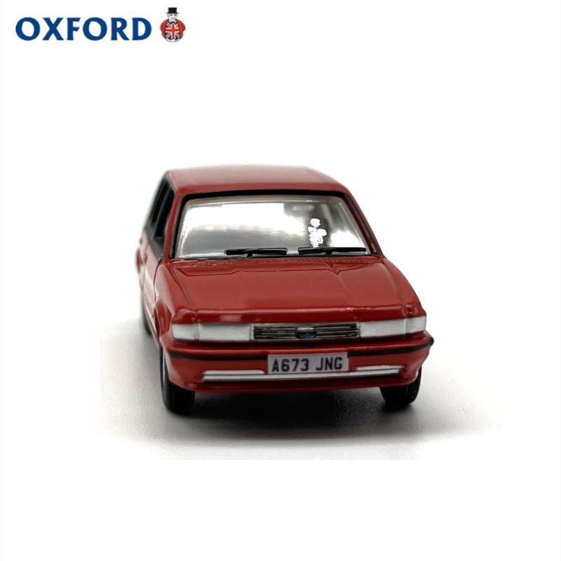 1/76 Scale Austin Maestro Red Diecast Model Car