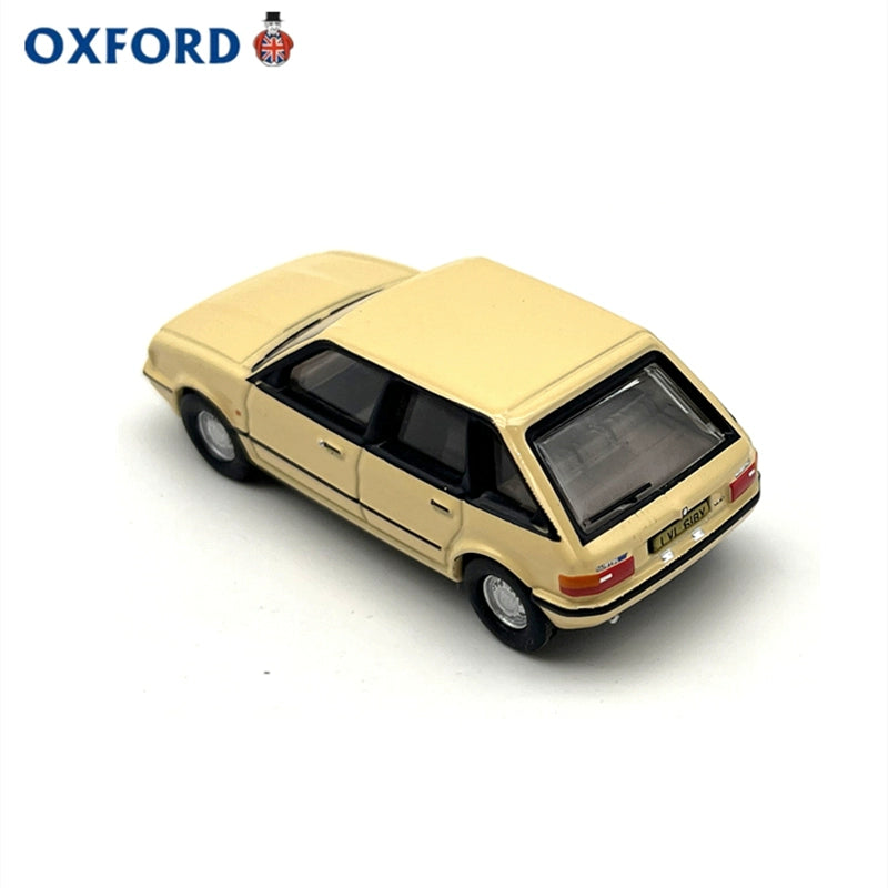 1/76 Scale Austin Maestro Beige Diecast Model Car