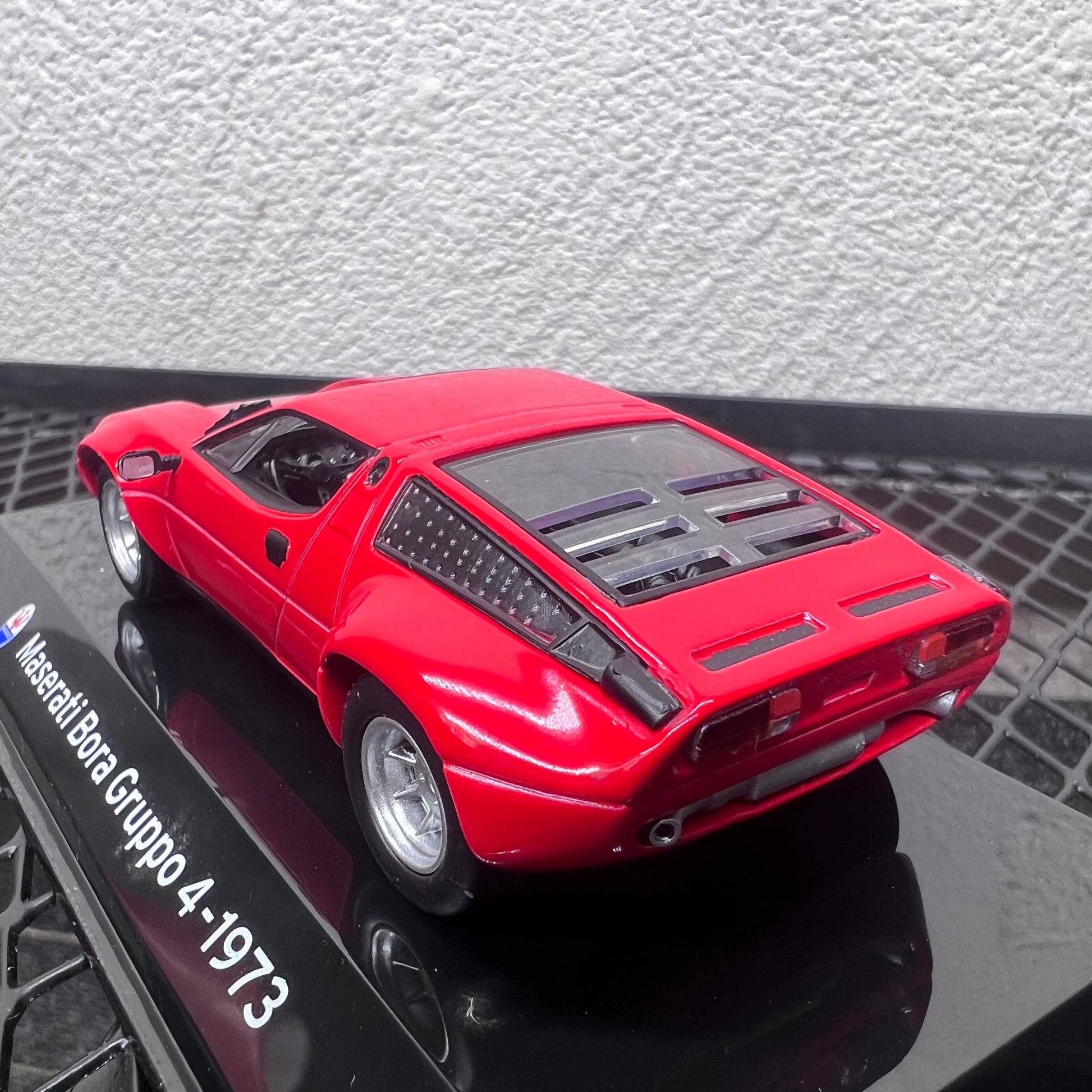 1/43 Scale 1973 Maserati Bora Diecast Model Car