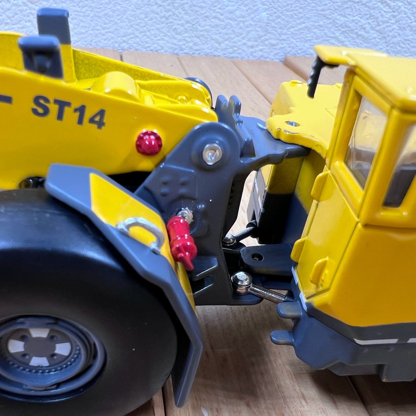 1/50 Scale Scooptram ST14 Underground Loader Diecast Model