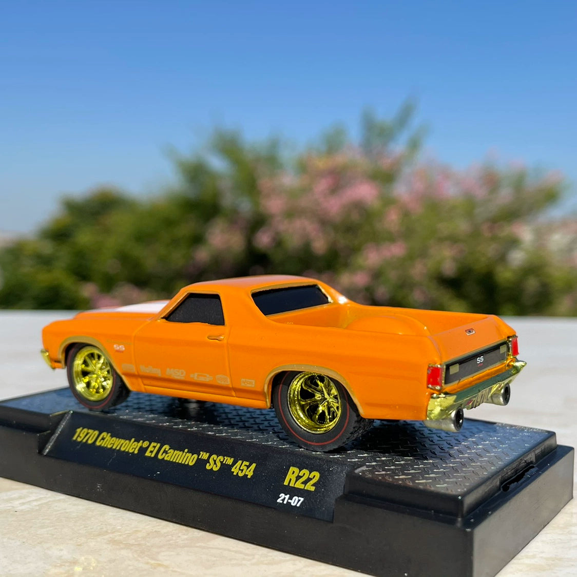 1/64 Scale 1970 Chevrolet El Camino Coupe Utility Diecast Model Car