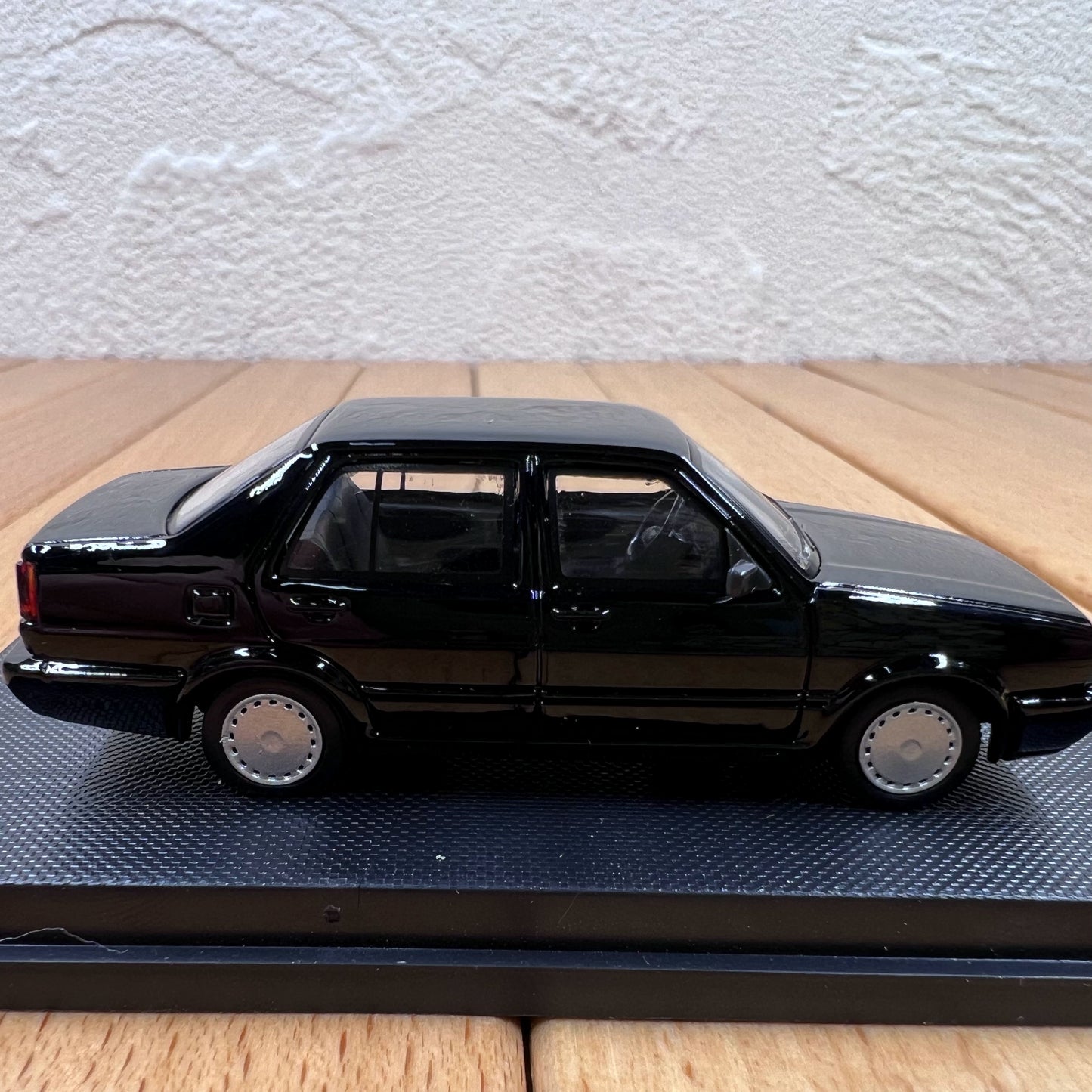 1/64 Scale Volkswagen Jetta GT Diecast Model Car