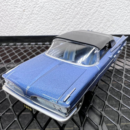 1/43 Scale 1959 Pontiac Bonneville Diecast Model Car