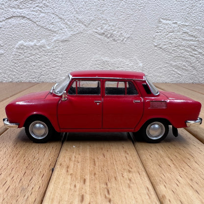 1/43 Scale 1975 Skoda 100 Diecast Model Car