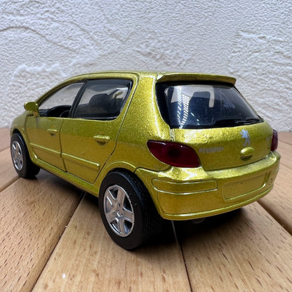 1/32 Scale Peugeot 307 Diecast Model Car