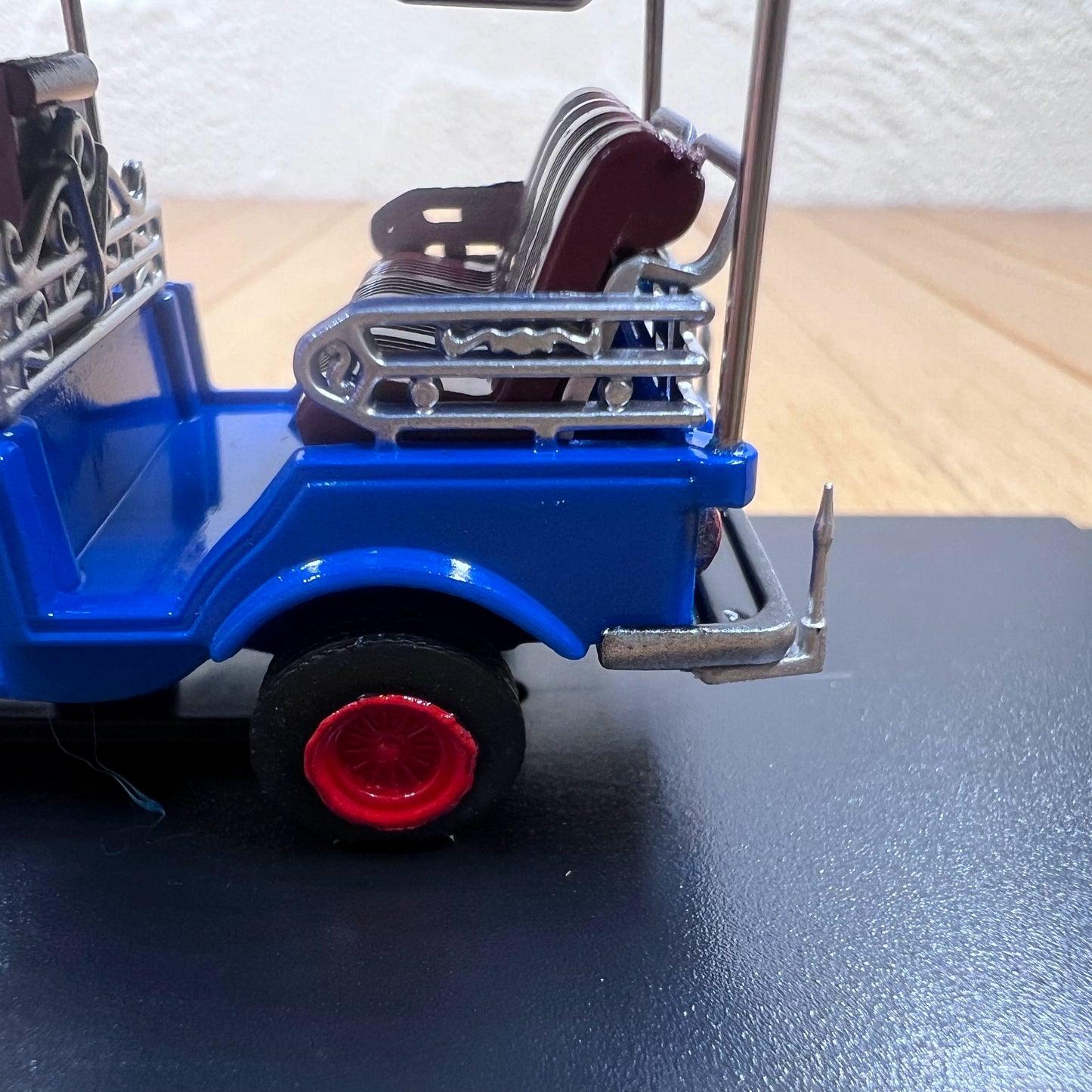 1/43 Scale 1980 Bangkok Tuk-Tuk Taxi Auto Rickshaw Diecast Model