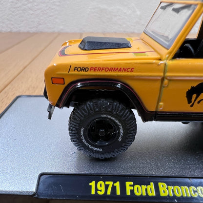 1/64 Scale 1971 Ford Bronco SUV Diecast Model Car