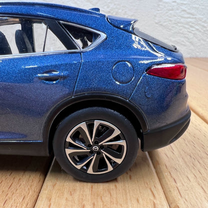 1/32 Scale 2020 Mazda CX-4 Compact Crossover SUV Diecast Model Car