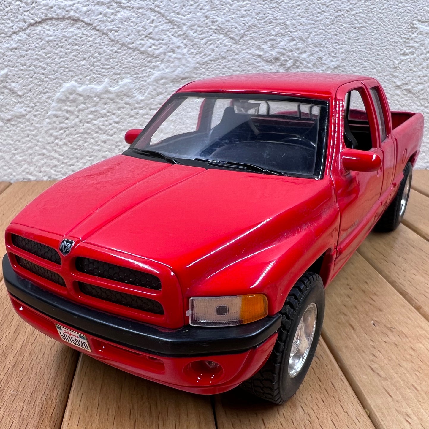 1/24 Scale Ram 1500 Pickup Truck Diecast Model