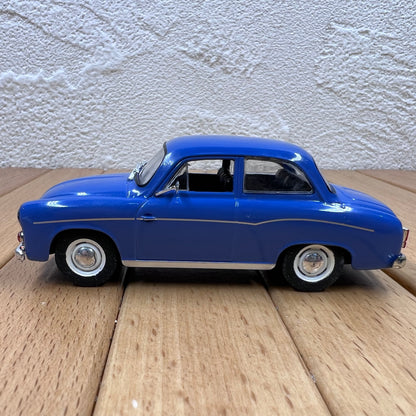 1/43 Scale FSO Syrena 104 Diecast Model Car