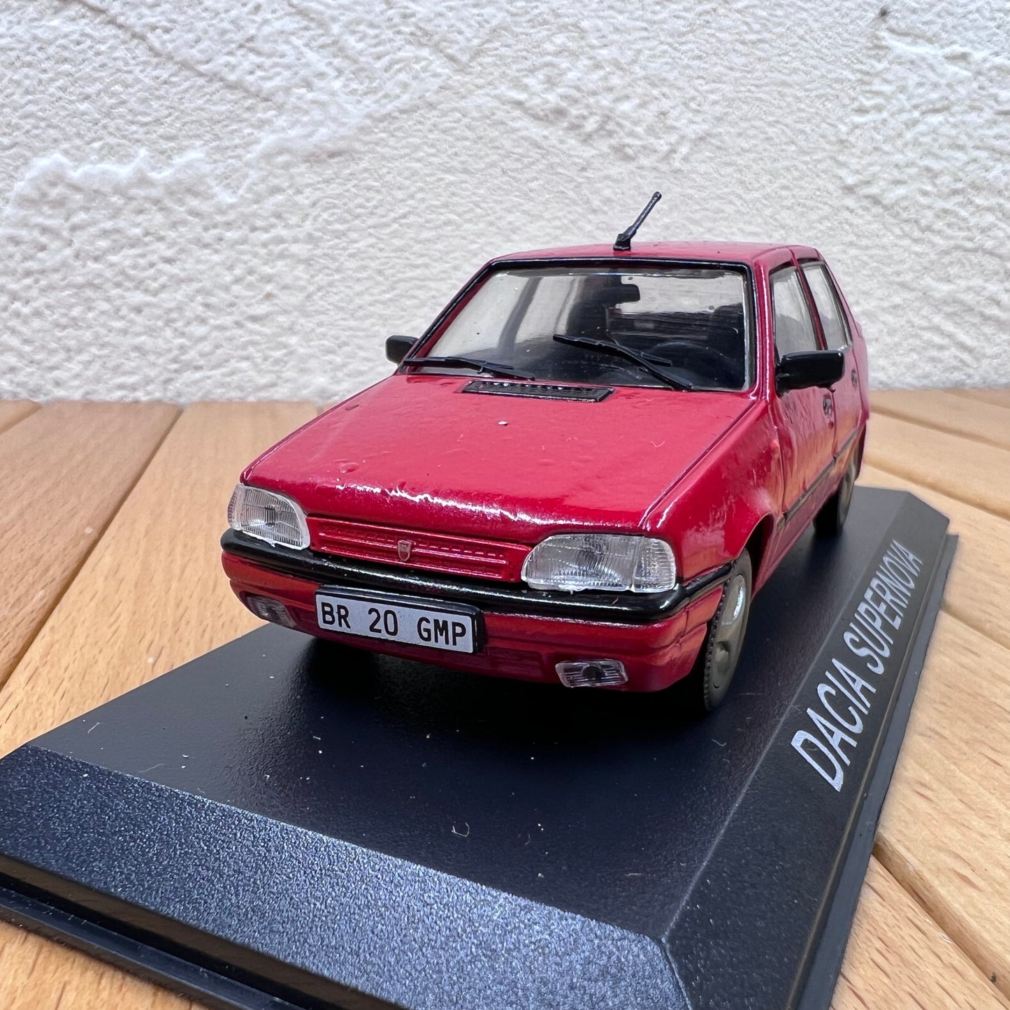 1/43 Scale Dacia SupeRNova Diecast Model Car