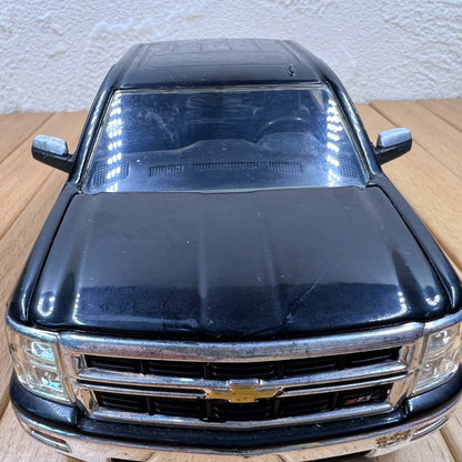 1/24 Scale 2014 Chevrolet Silverado Truck Diecast Model Car