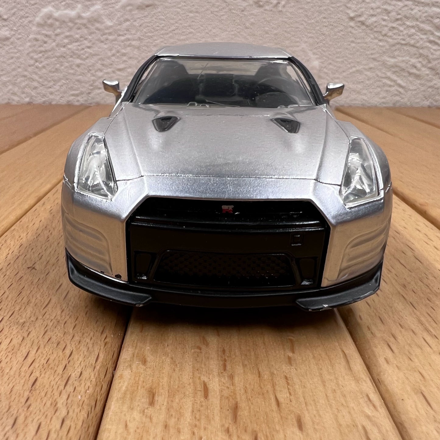 1/32 Scale 2009 Nissan GT-R Diecast Model Car