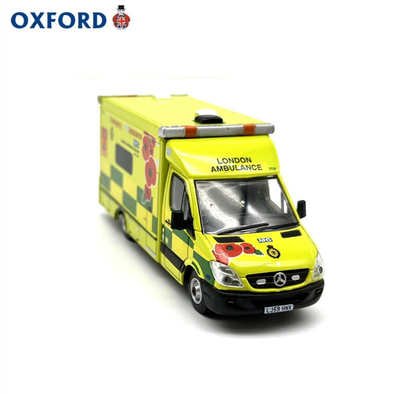 1/76 Scale Mercedes Ambulance London Ambulance Service Diecast Model