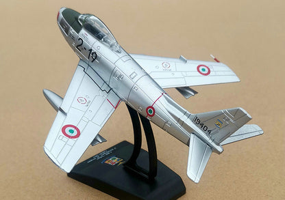 North American F-86 Sabre Transonic Jet Fighter 1/100 Scale Diecast Aircraft Model