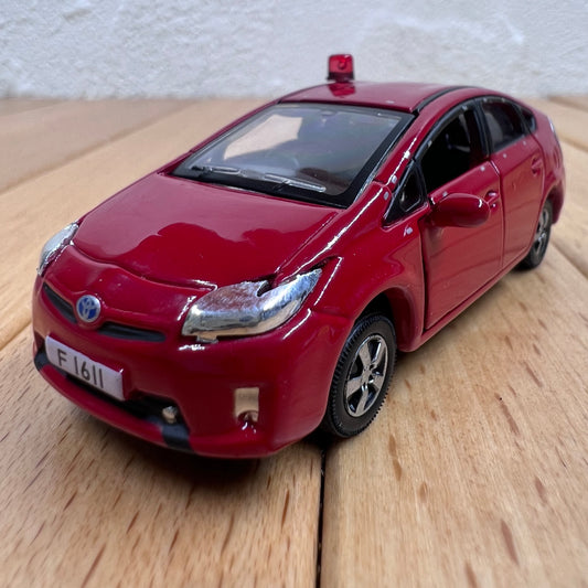 1/64 Scale Toyota Prius 3rd Generation Diecast Model Car