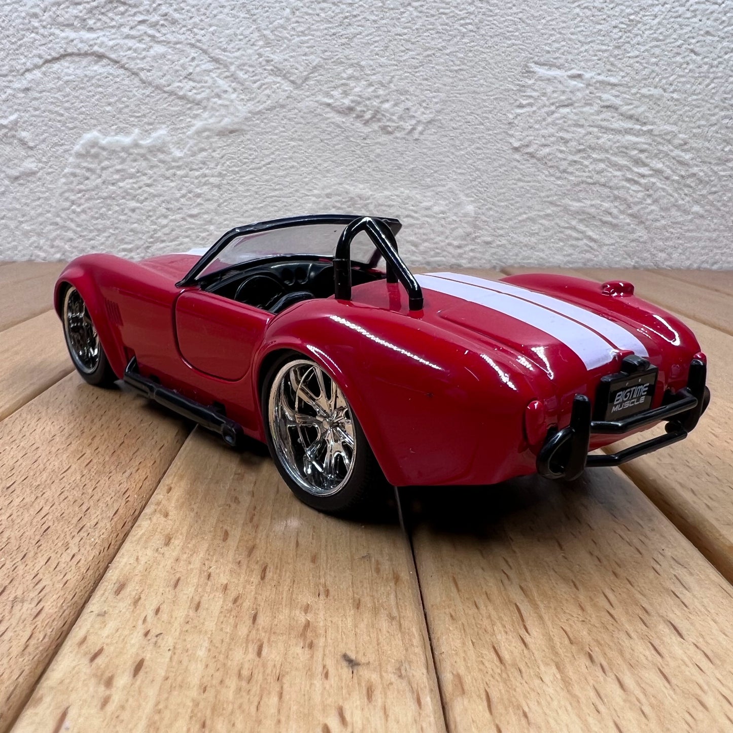 1/32 Scale 1965 Shelby Cobra 427 Sports Car Diecast Model