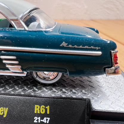 1/64 Scale 1954 Mercury Monterey Sun Valley Diecast Model Car