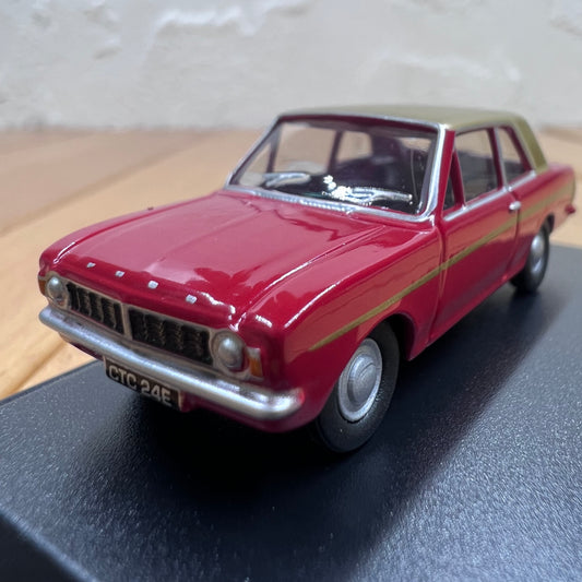 1/76 Scale Ford Cortina Diecast Model Car