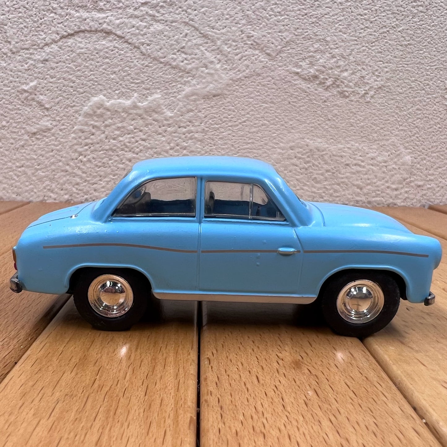 1/43 Scale 1966 FSO Syrena 104 Diecast Model Car