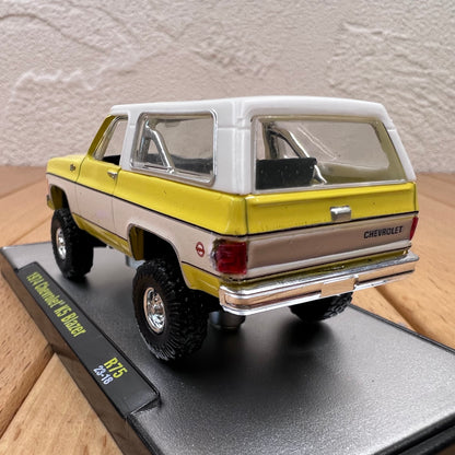 1/64 Scale 1974 Chevrolet K5 Blazer SUV Diecast Model Car