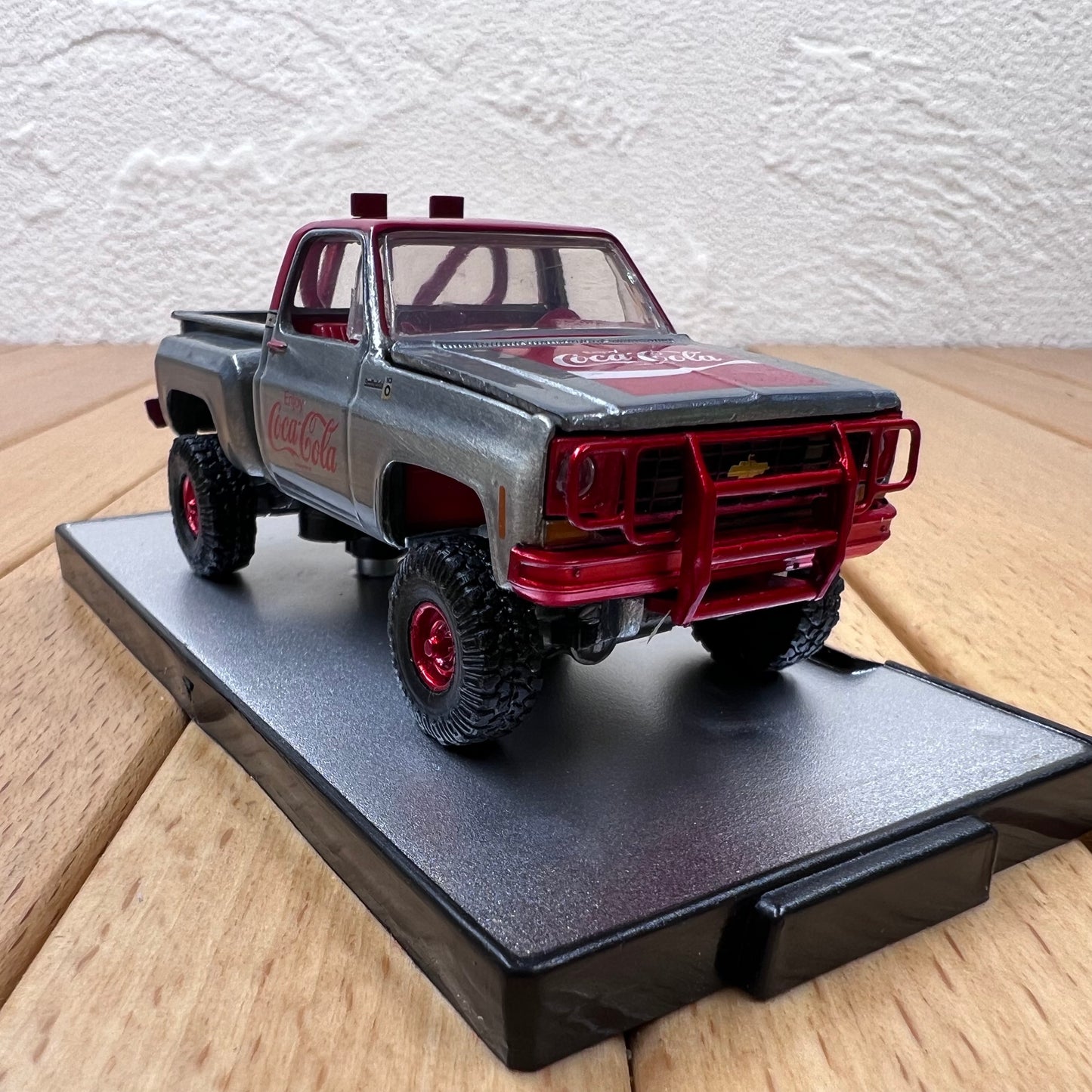 1/64 Scale 1976 Chevrolet Scottsdale Truck Diecast Model