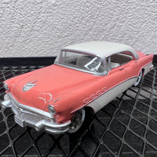 1/43 Scale Buick Roadmaster Diecast Model Car