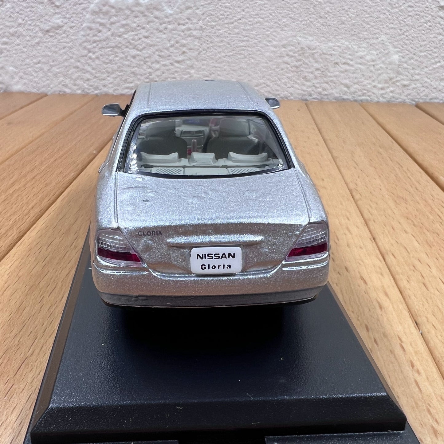 1/43 Scale 2001 Nissan Gloria Diecast Model Car