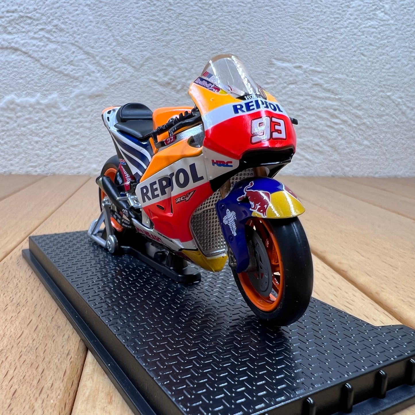 1/24 Scale 2016 Repsol Honda RC213V Racing Motorcycle Diecast Model