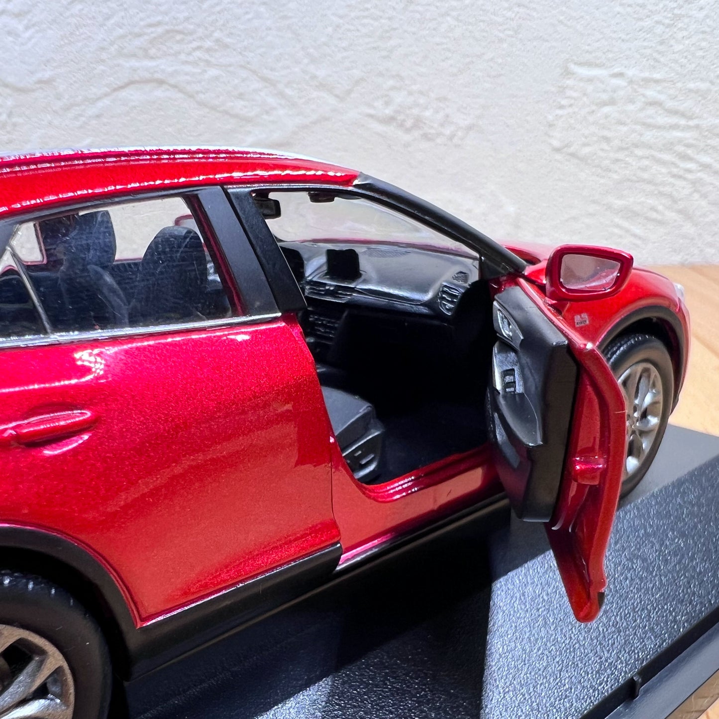 1/32 Scale 2016 Mazda CX-4 SUV Diecast Model Car