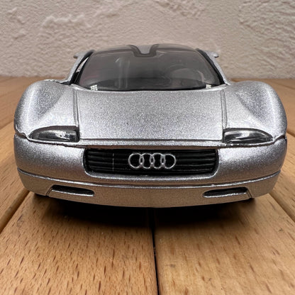 1/32 Scale Audi Avus Quattro Concept Sports Car Diecast Model