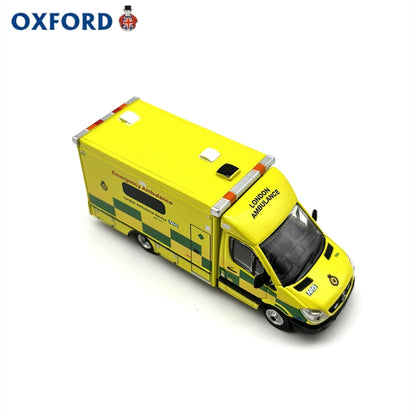 1/76 Scale Mercedes Ambulance London Diecast Model