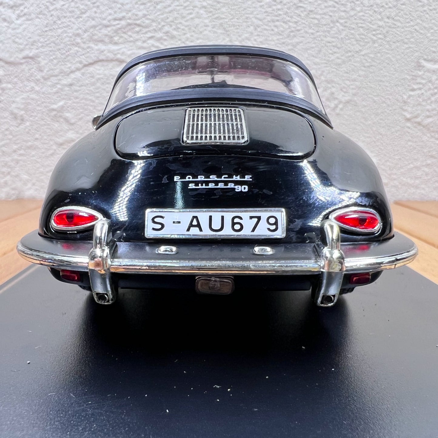 1/24 Scale Porsche 356 Sports Car Diecast Model