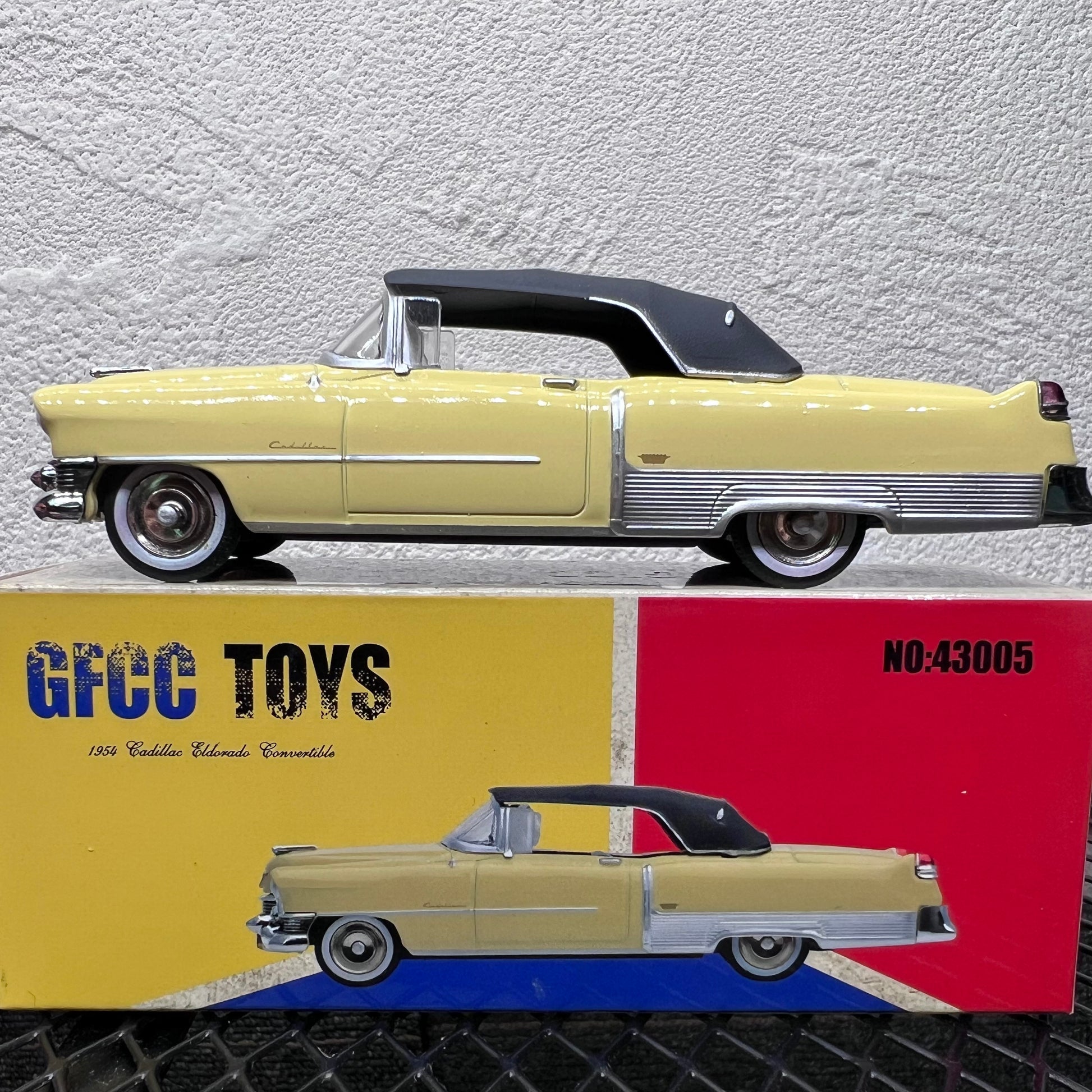 1/43 Scale 1954 Cadillac Eldorado Diecast Model Car