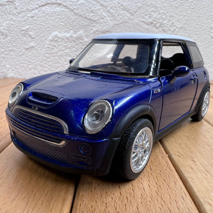 1/30 Scale Mini Cooper S Diecast Model Car