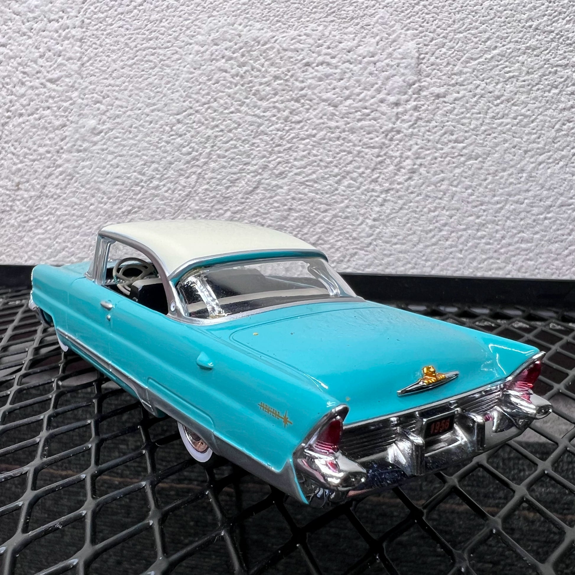 1/43 Scale 1956 Lincoln Premiere Diecast Model Car