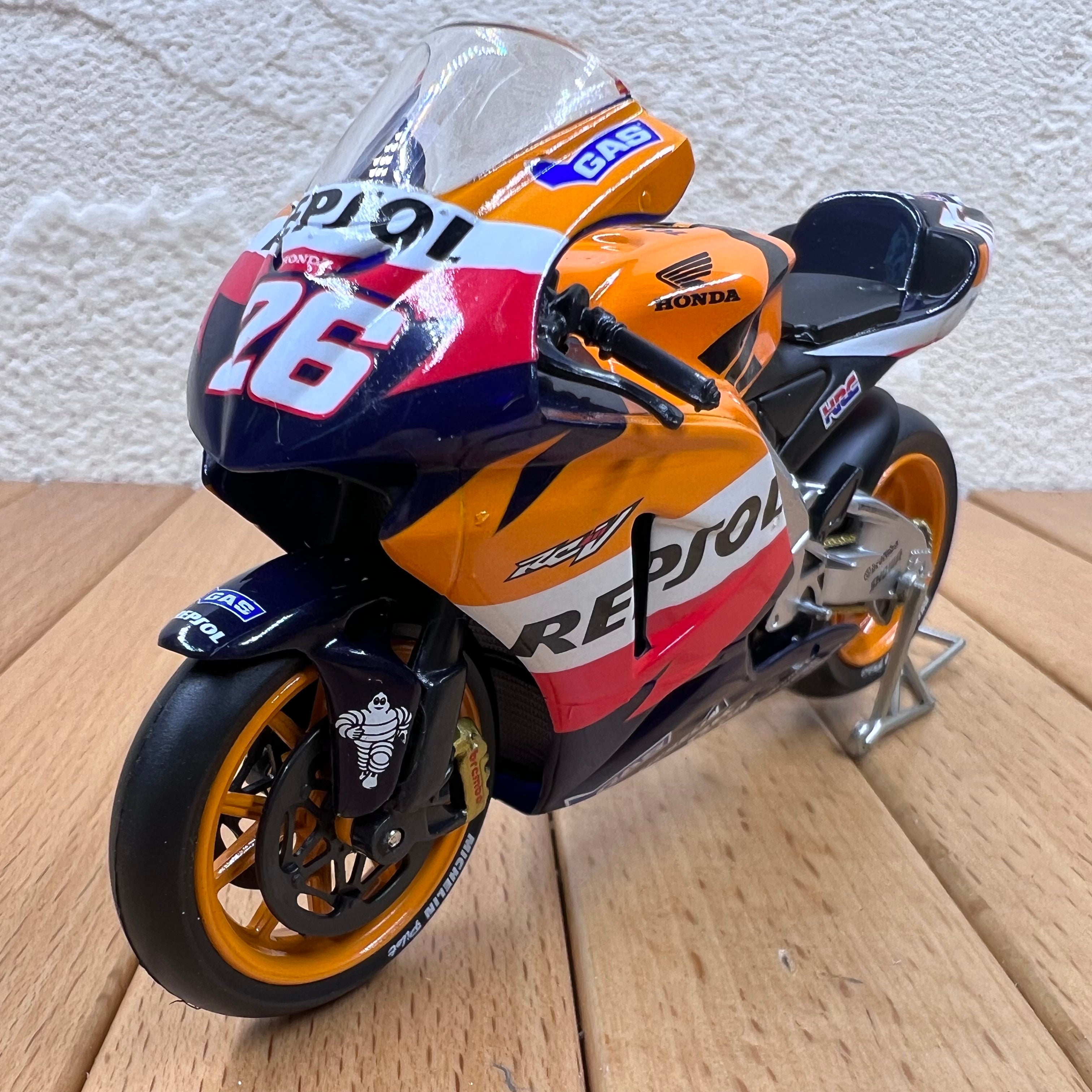 1/18 Scale Honda RC211V 2006 Dani Pedrosa Diecast Model Motorcycle