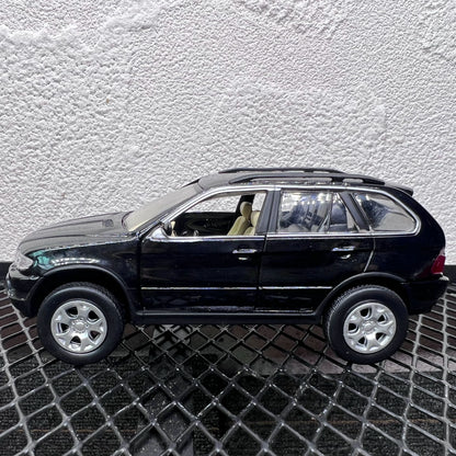 1/32 Scale BMW X5 SUV Diecast Model Car