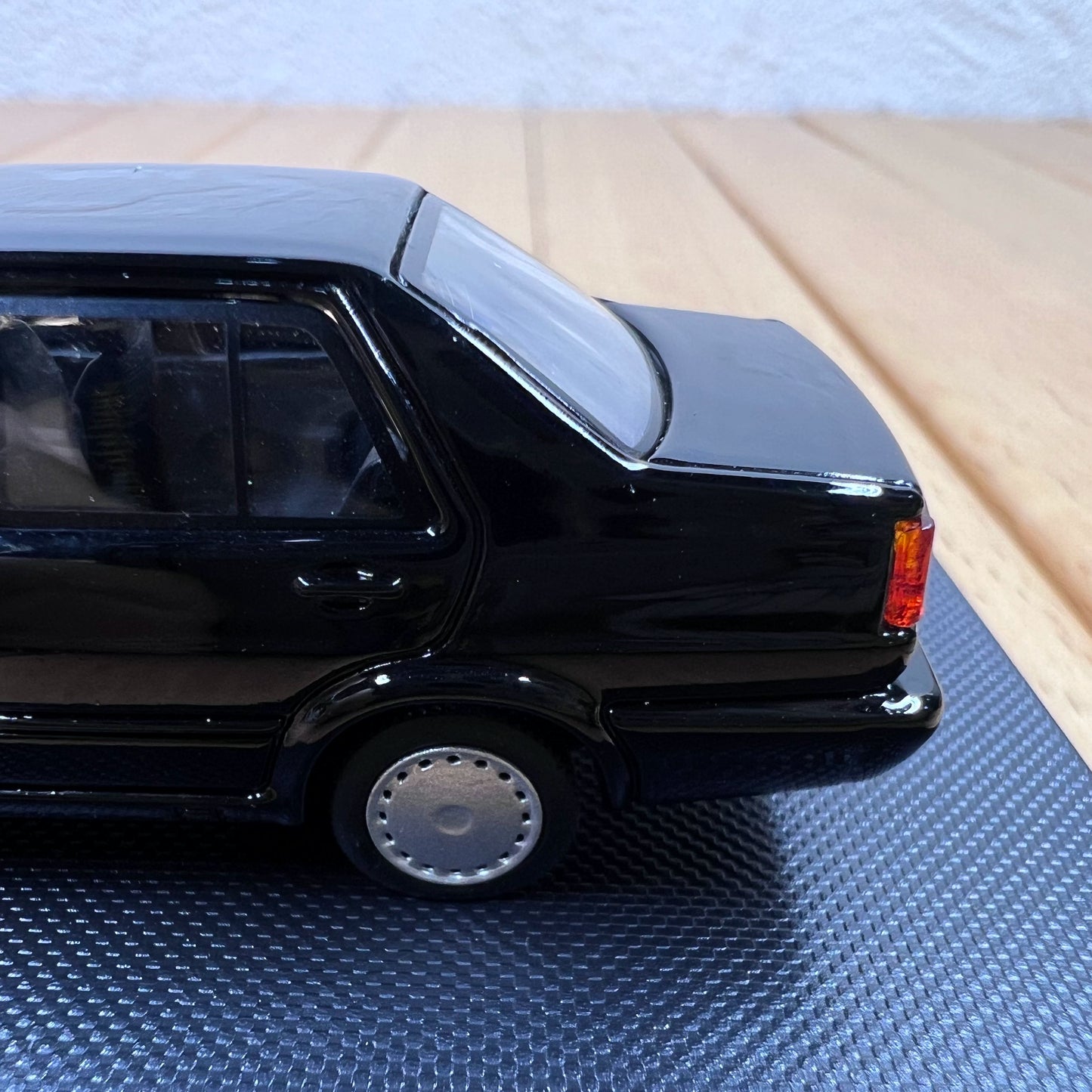 1/64 Scale Volkswagen Jetta GT Diecast Model Car