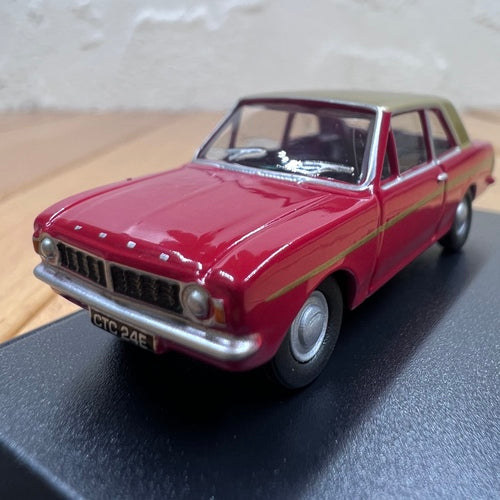 1/76 Scale Ford Cortina Diecast Model Car