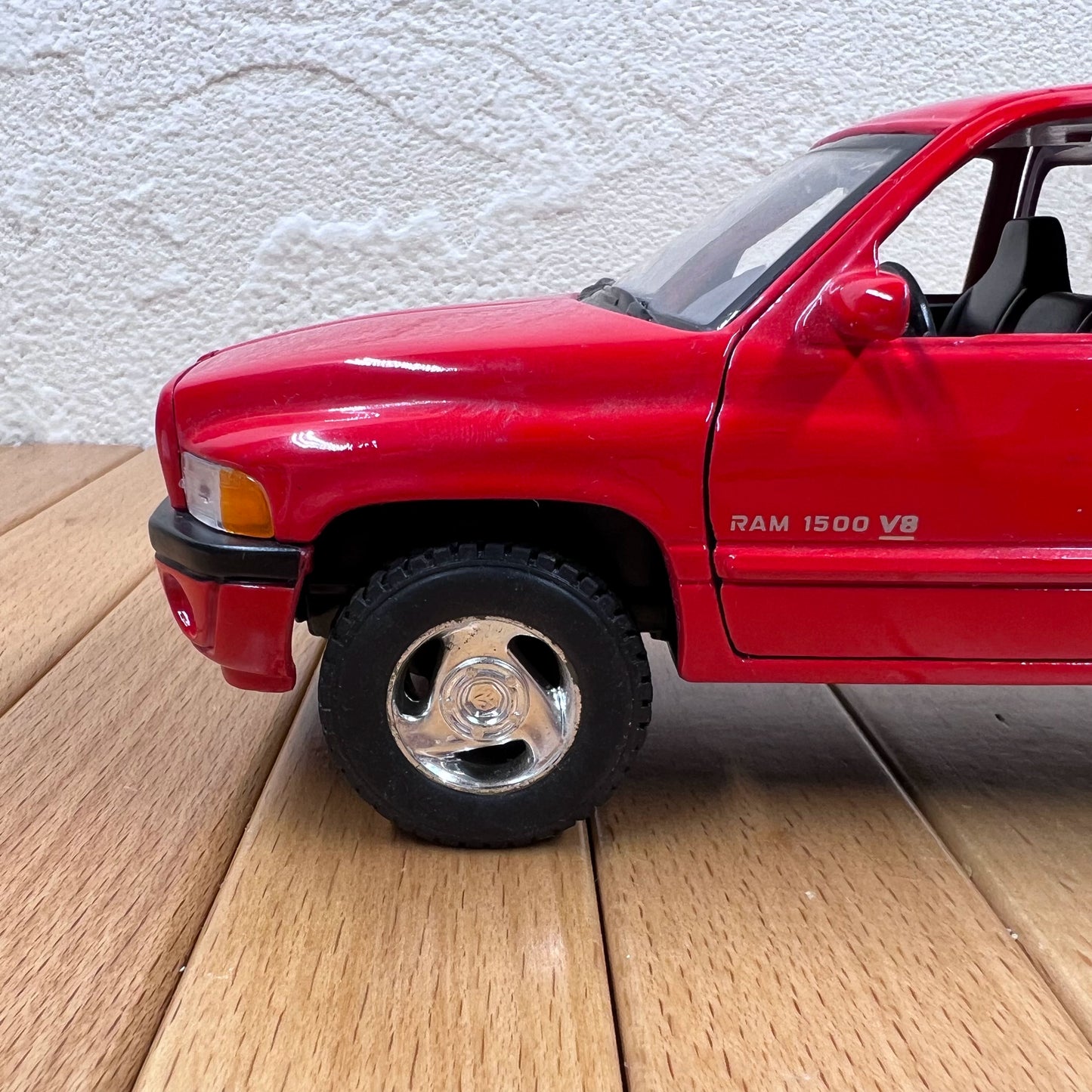 1/24 Scale Ram 1500 Pickup Truck Diecast Model