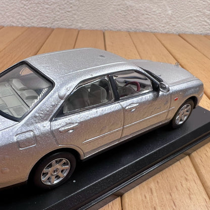 1/43 Scale 2001 Nissan Gloria Diecast Model Car