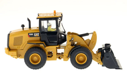 1:50 Scale Caterpillar 938K Wheel Loader Diecast Model DM85228