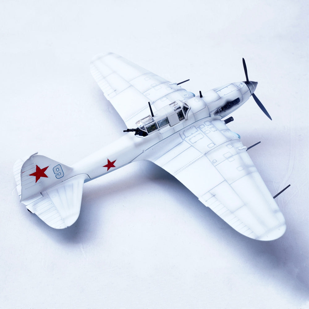 WWII Soviet Union Ilyushin Il-2 Ground-Attack Aircraft 1/72 Scale Diecast Metal Model