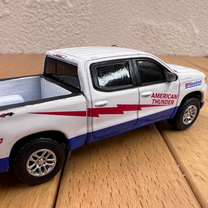 1/64 Scale 2023 Chevrolet Silverado 1500 Truck Diecast Model Car