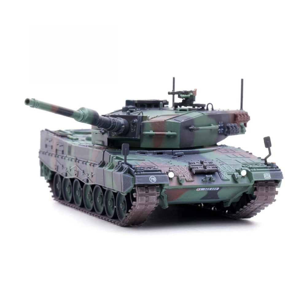 1/72 Scale Leopard 2A4 Main Battle Tank Diecast Model