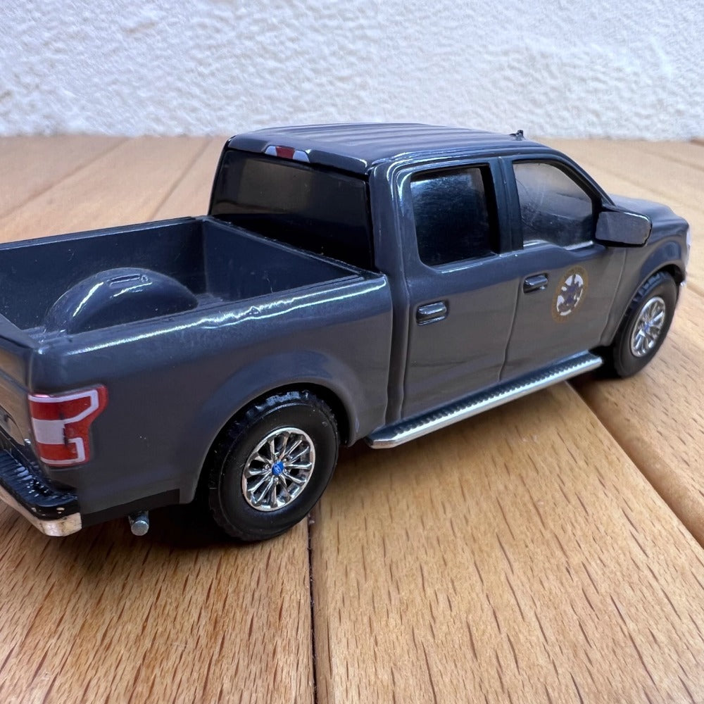 1/64 Scale 2018 Ford F-150 Truck Montana Livestock Association Diecast Model Car